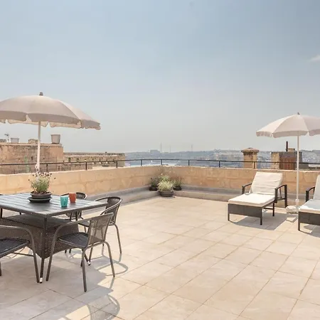 Historical * ואלטה