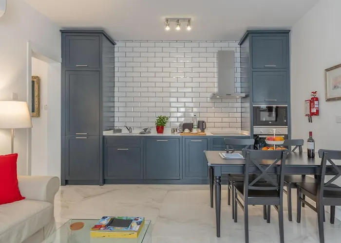 דירה Historical *