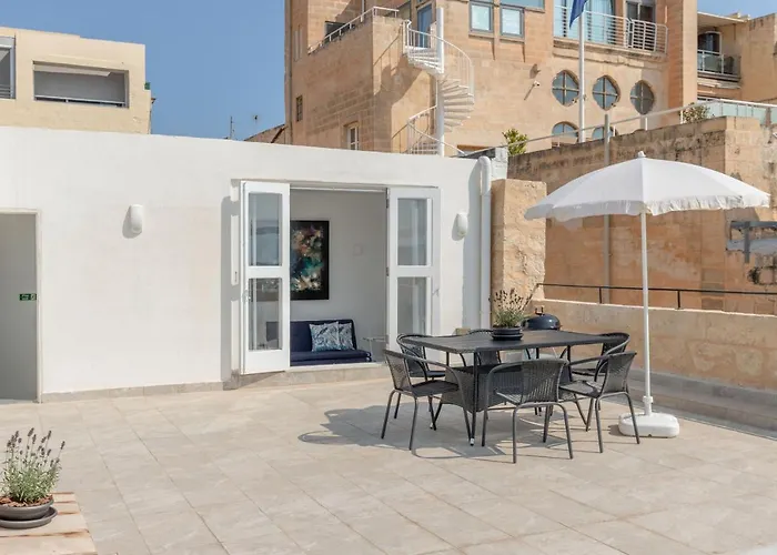 Historical Apartment Valletta