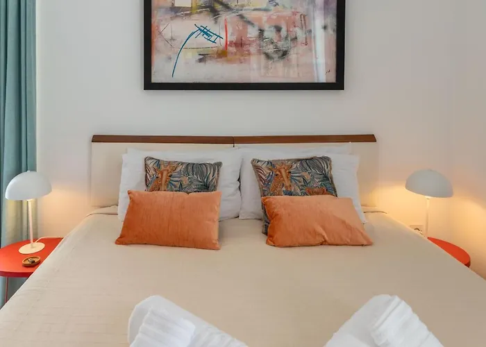 Historical * Valletta